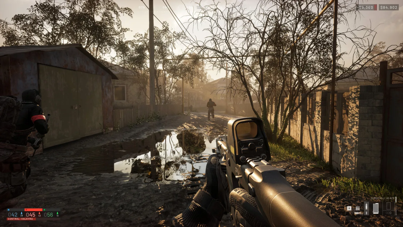 Wardogs HUD showing loadout cash, banked cash and the three-team control score at the bottom left